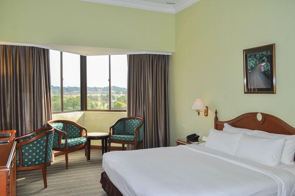Mulia Hotel Bandar Seri Begawan Kültér fotó