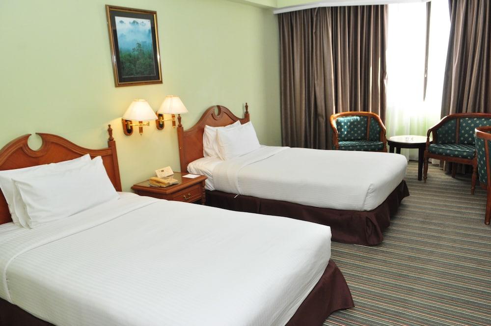 Mulia Hotel Bandar Seri Begawan Kültér fotó