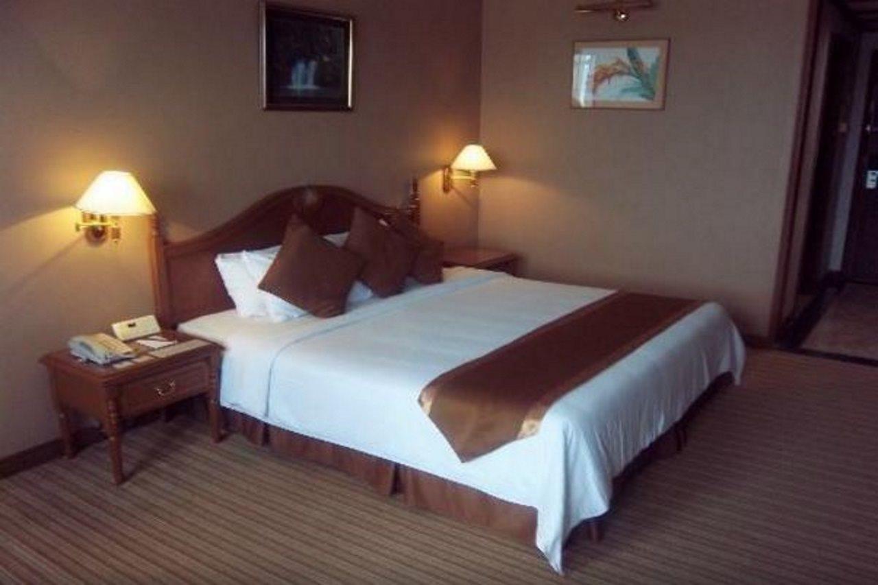 Mulia Hotel Bandar Seri Begawan Kültér fotó