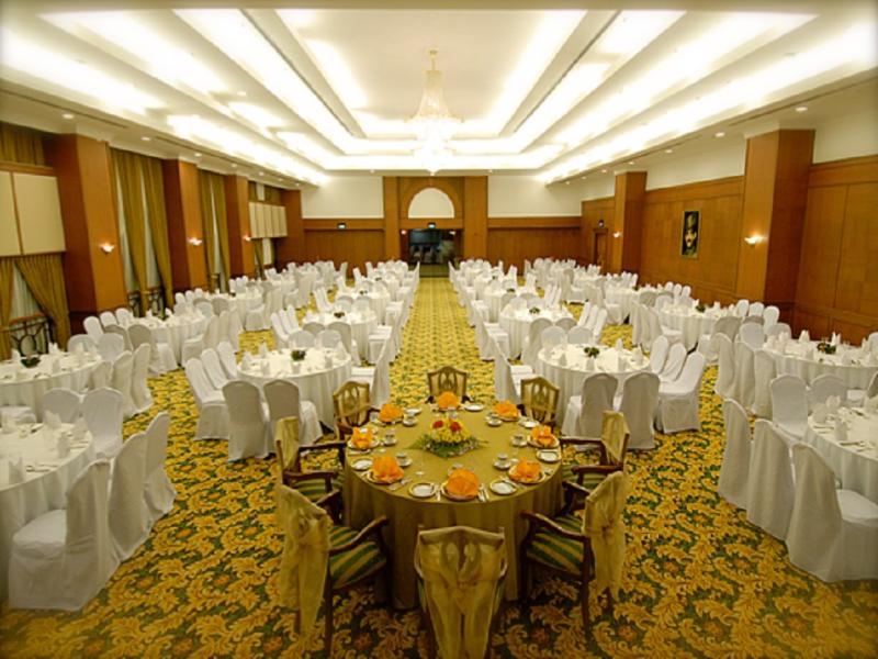 Mulia Hotel Bandar Seri Begawan Kültér fotó